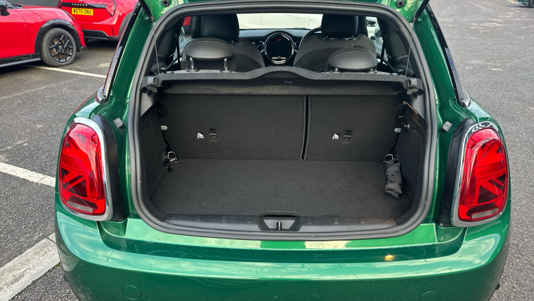 MINI Hatchback 135kW Cooper S Level 2 33kWh 3dr Auto Electric Hatchback